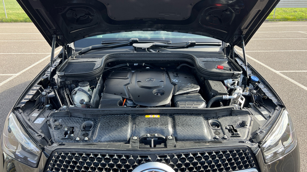 Mercedes-Benz GLE Class Amg Line Black #23
