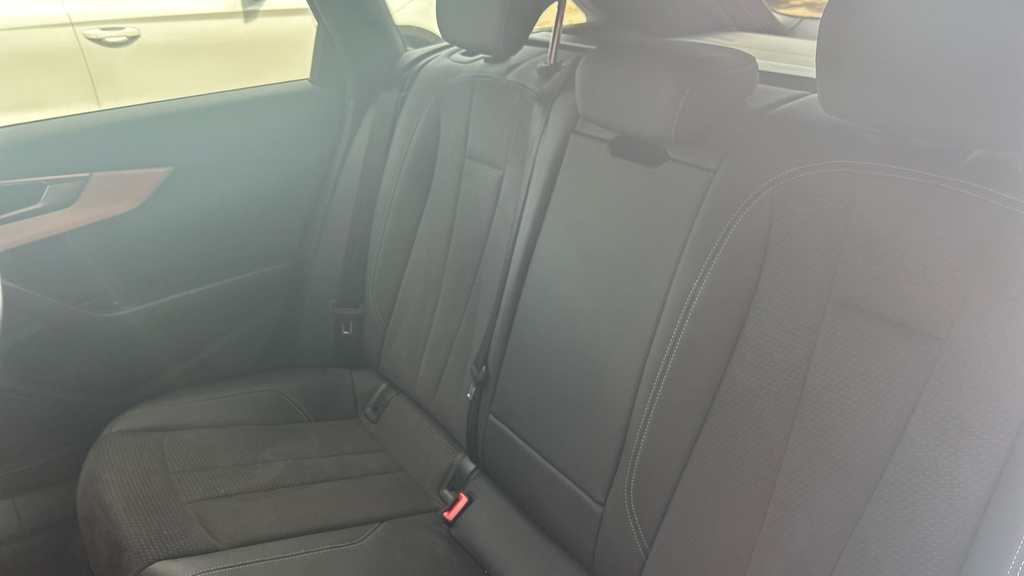 Audi A4 Avant 35 Tdi S Line S Tronic Grey #25
