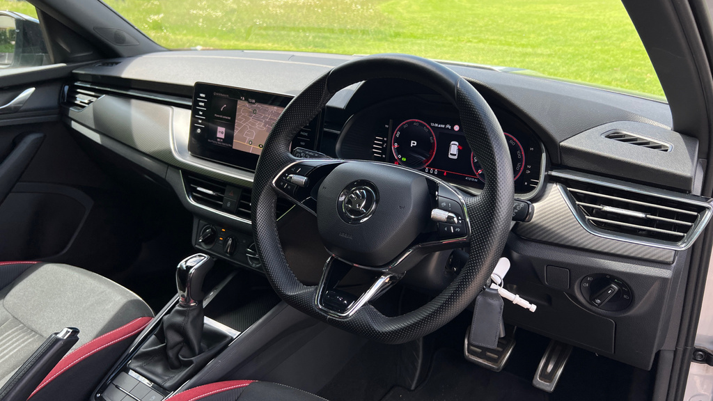 Skoda Kamiq Se Black #13
