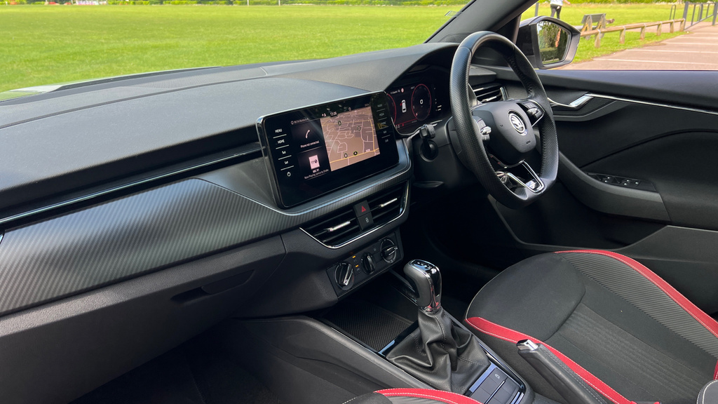 Skoda Kamiq Se Black #14