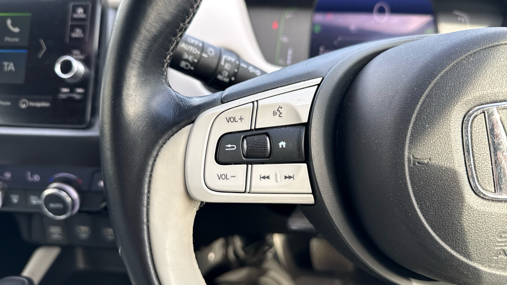Honda Jazz Ex I-mmd Cvt White #23