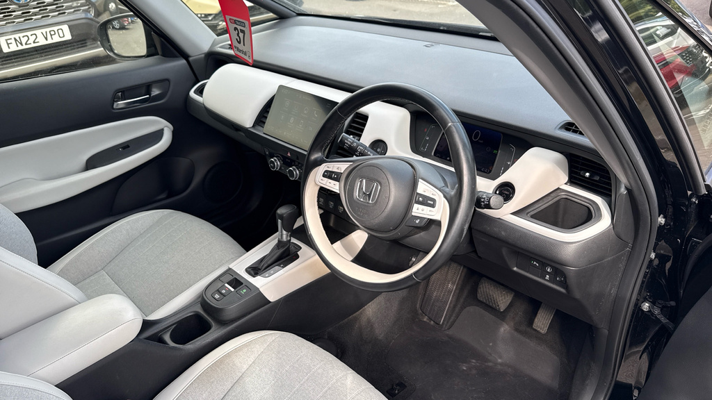 Honda Jazz Ex I-mmd Cvt White #14