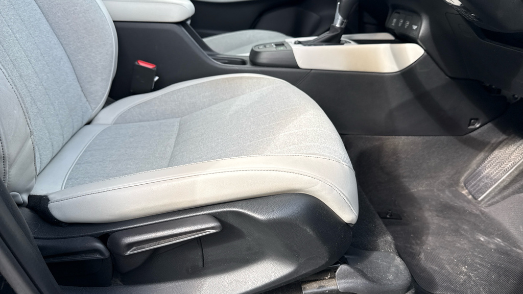 Honda Jazz Ex I-mmd Cvt White #32