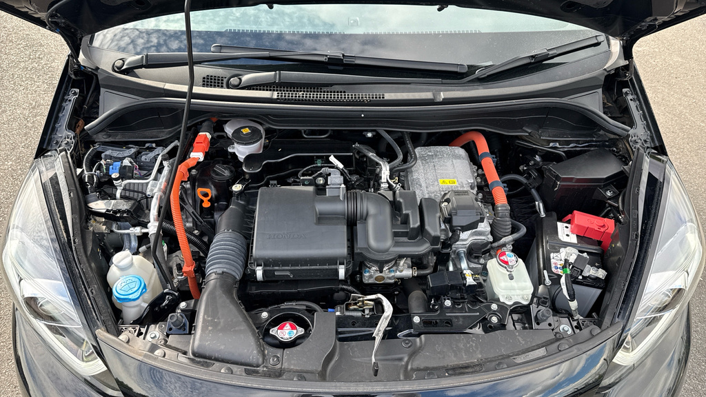 Honda Jazz Ex I-mmd Cvt White #17