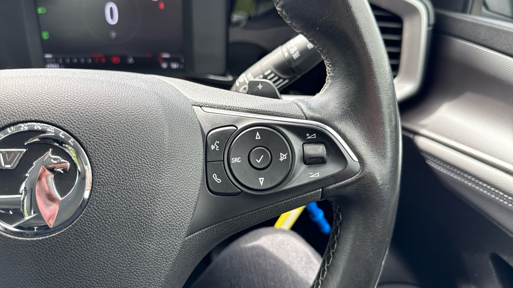 Vauxhall Mokka Sri Nav Premium Black #31