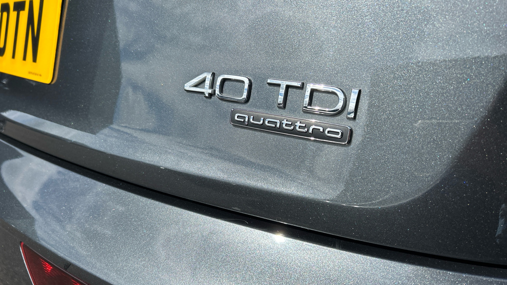 Audi Q5 Audi 50 Tfsi E Quattro Black Ed S Tronic Tech White #44