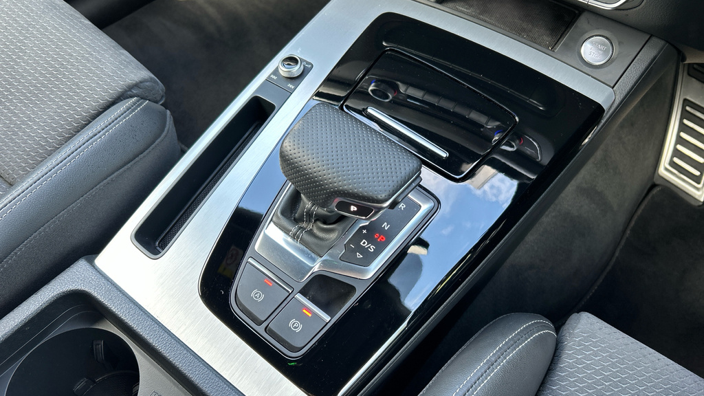 Audi Q5 Audi 50 Tfsi E Quattro Black Ed S Tronic Tech White #27