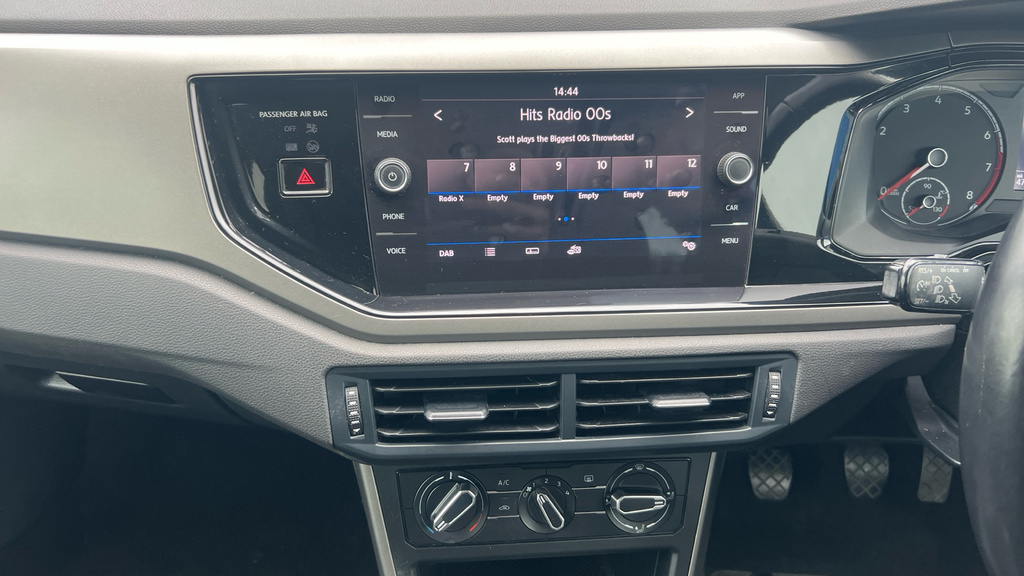Volkswagen Polo  Black #12