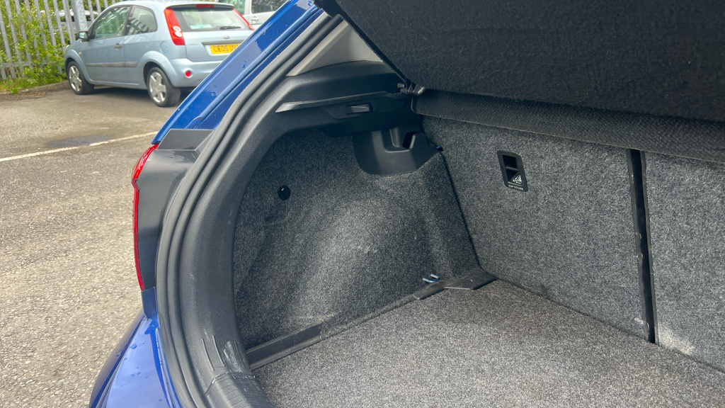 Volkswagen Polo  Black #27