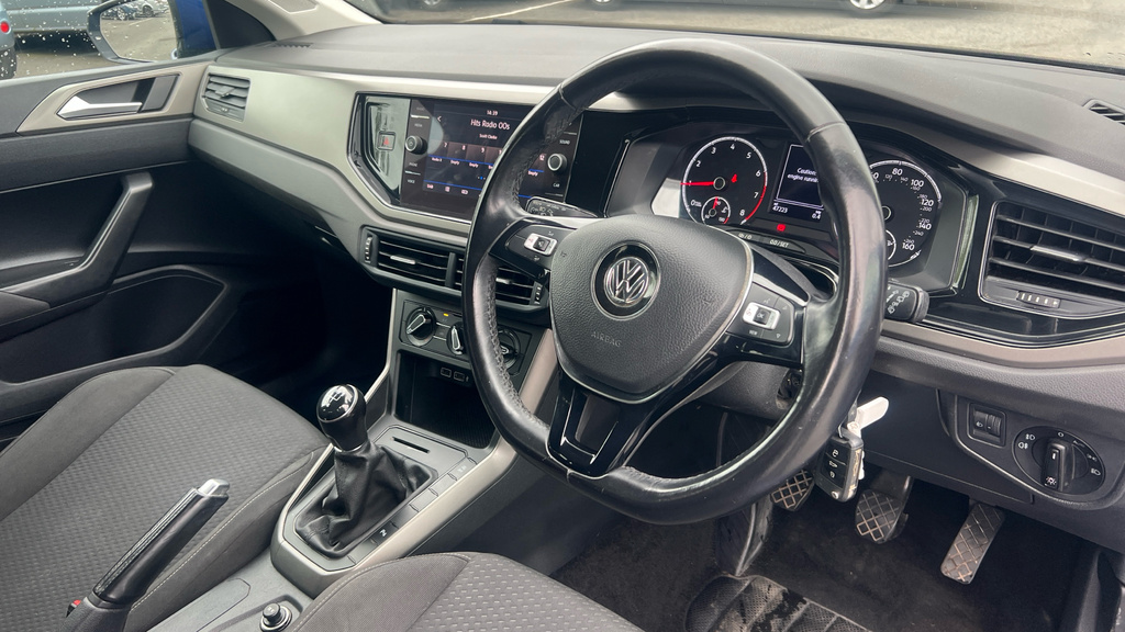 Volkswagen Polo  Black #9