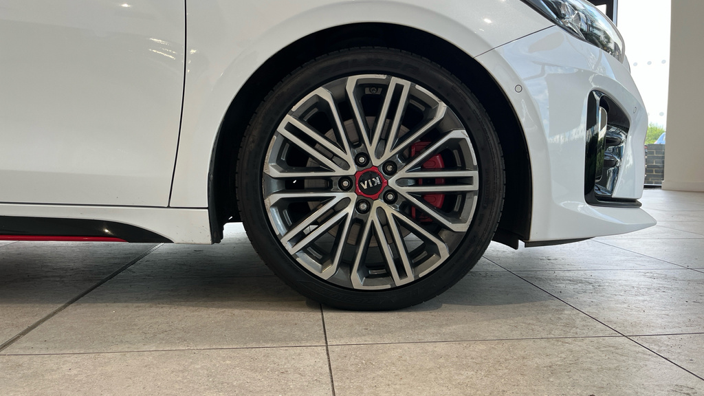 Kia Proceed 1.4T Gdi Isg Gt-line Dct White #33