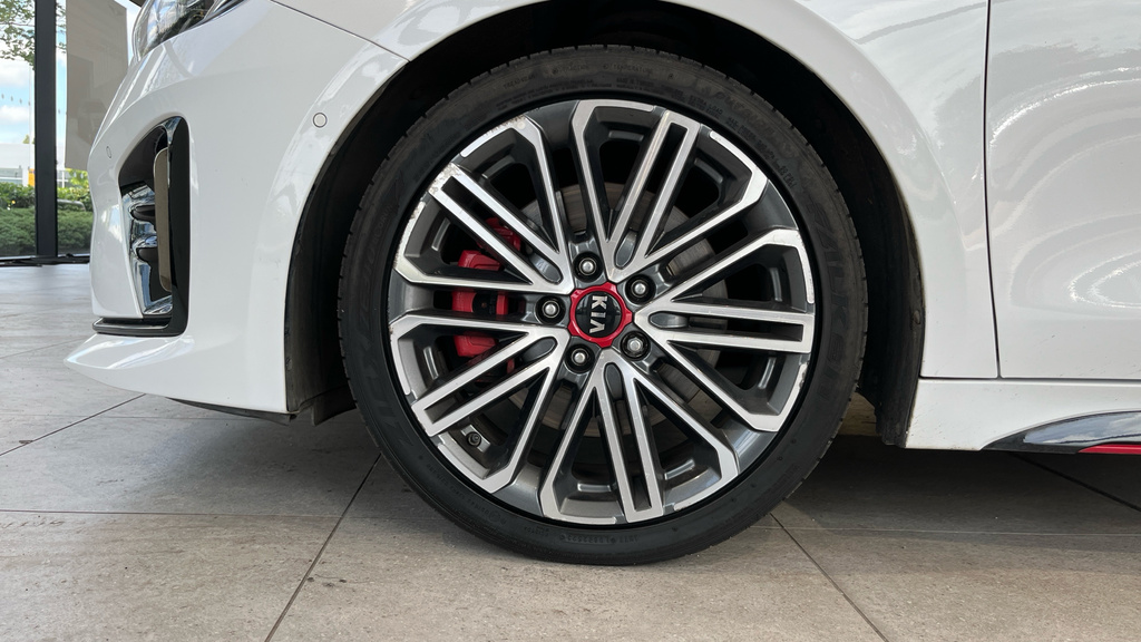Kia Proceed 1.4T Gdi Isg Gt-line Dct White #30