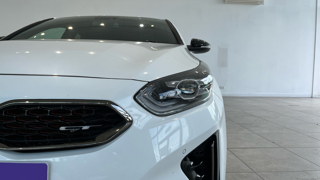 Kia Proceed 1.4T Gdi Isg Gt-line Dct White #34