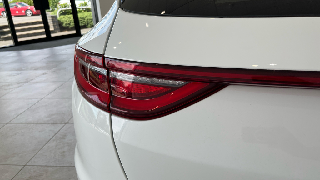 Kia Proceed 1.4T Gdi Isg Gt-line Dct White #35