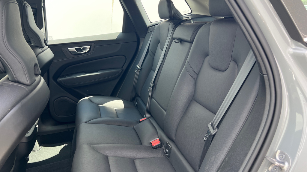 Volvo XC60 Xc60 Ultimate B5 Mhev Awd Gold #14