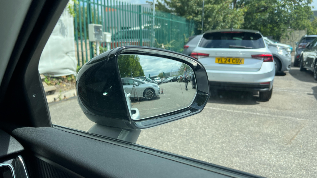 Volvo V60 2.0 B4p Ultra Dark #39