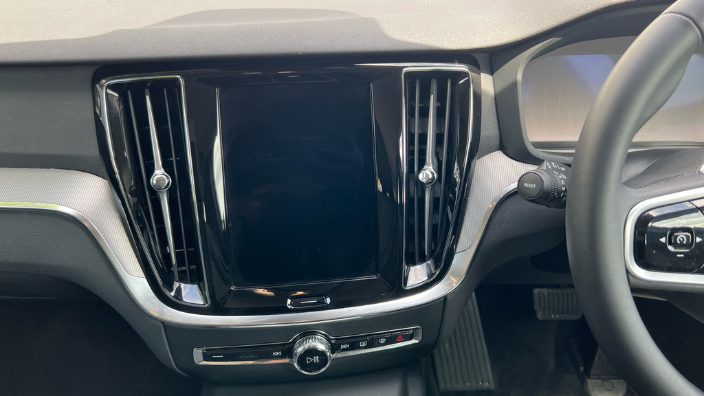 Volvo V60 2.0 B4p Ultra Dark #16