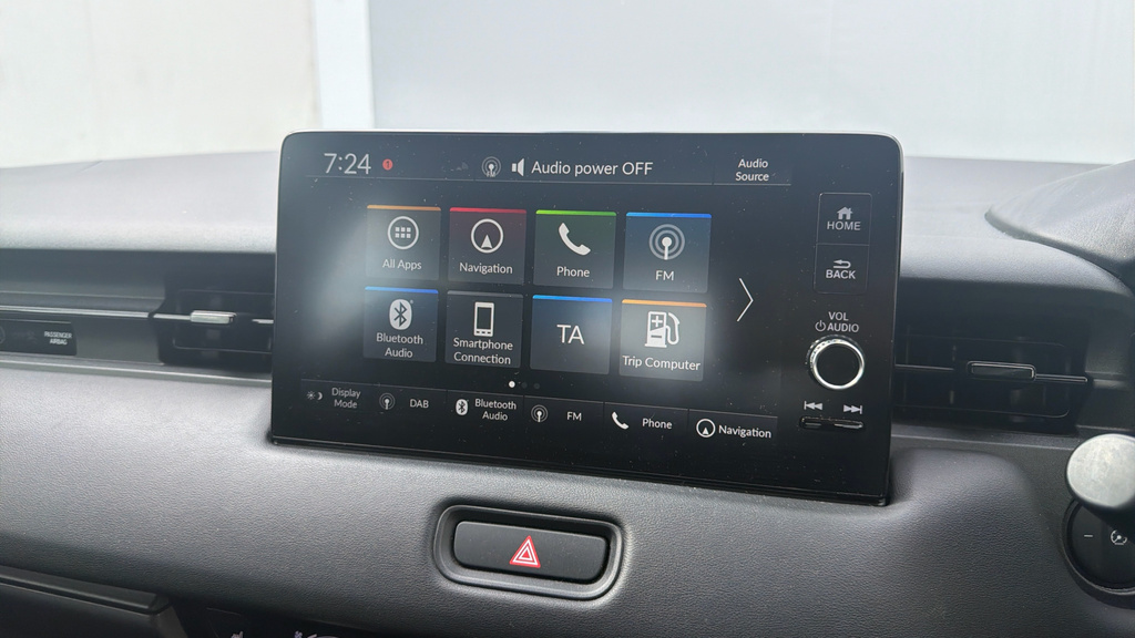Honda Hr-V Advance Style White #42