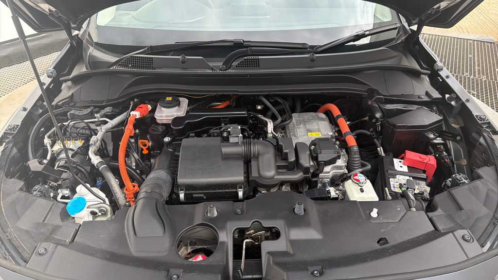 Honda Hr-V Advance Style White #27
