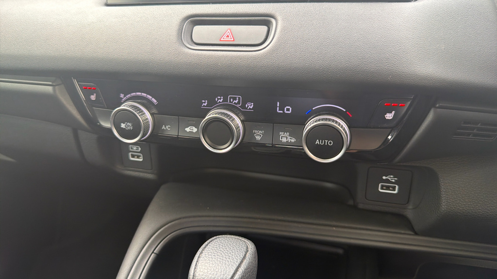 Honda Hr-V Advance Style White #17