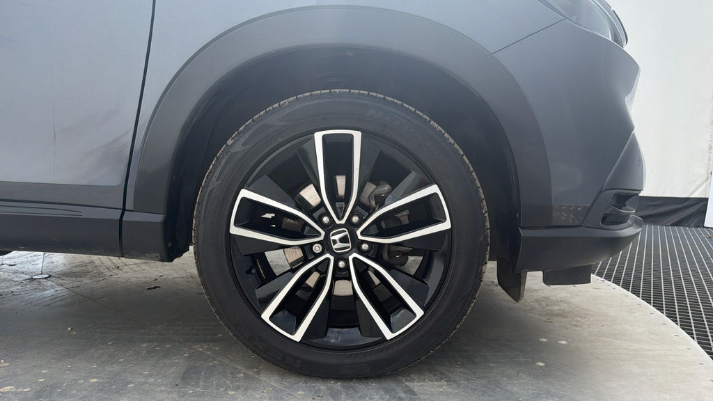 Honda Hr-V Advance Style White #31