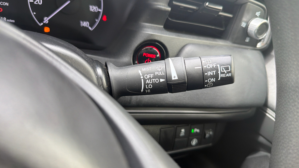 Honda Hr-V Advance Style White #36