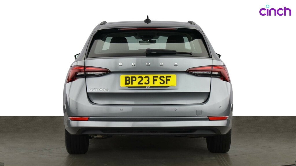 Skoda Octavia 1.4L Se L Grey #4
