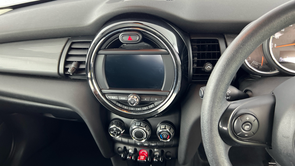 Mini Hatch F55 Mini 5-Door Hatch Cooper Sport Lci White #14