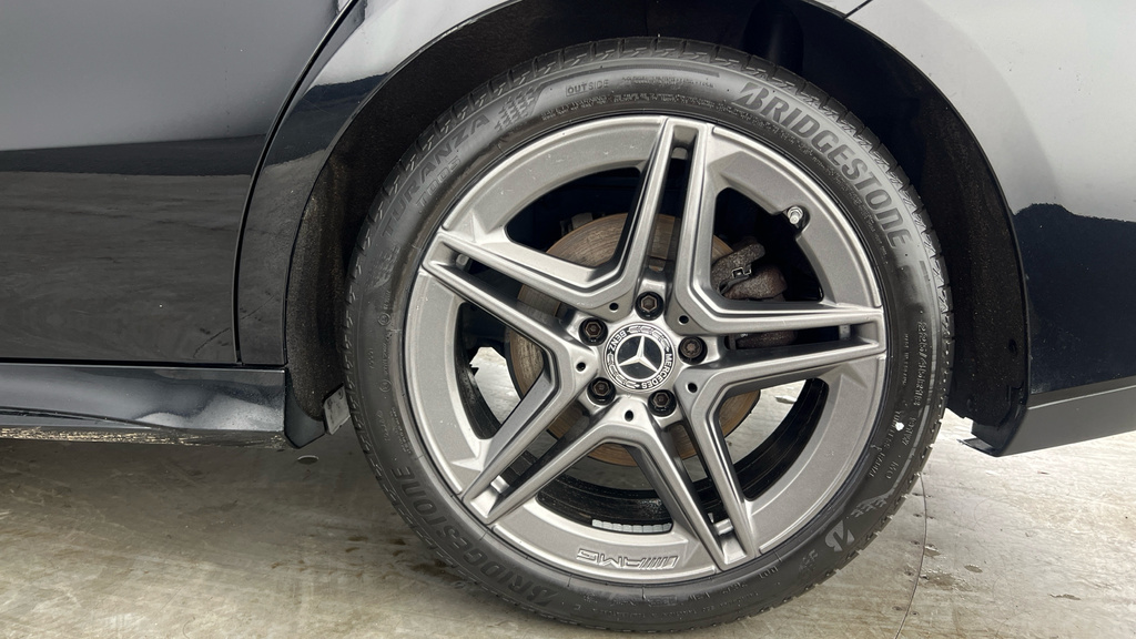 Mercedes-Benz CLA Class Cla 180 Amg Line Tip White #28