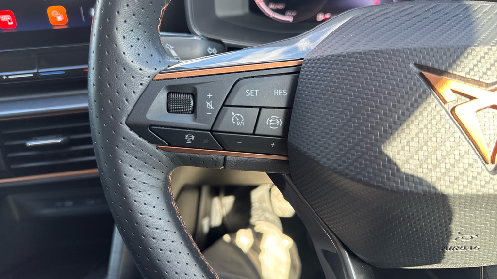 Cupra Leon 1.4 Ehybrid 12.8Kwh Vz3 Estate Plug In Black #24