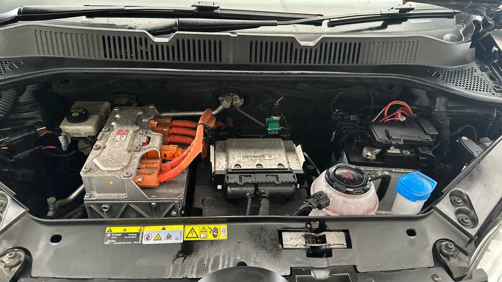 Volkswagen e-Up E-up 82 Ps Motor White #20
