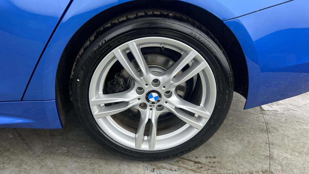 BMW 4 Series Gran Coupe Sport Blue #27
