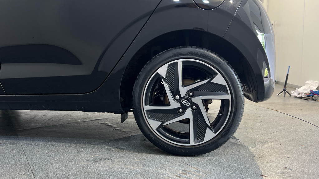 Hyundai I10 Se Connect Green #28