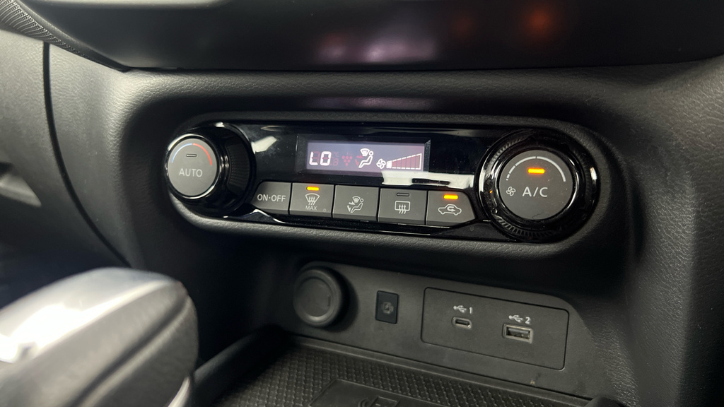 Nissan Juke 1.0 Dig-t Acenta Premium Dct Yellow #19