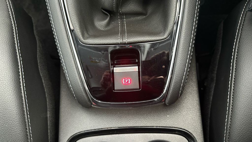 Vauxhall Grandland Ultimate White #13