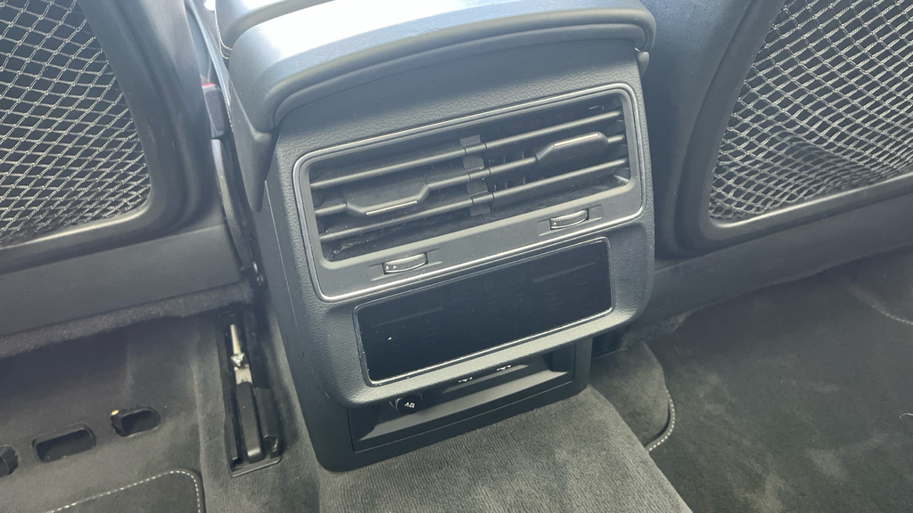 Audi SQ8 4L Vorsprung Black #33