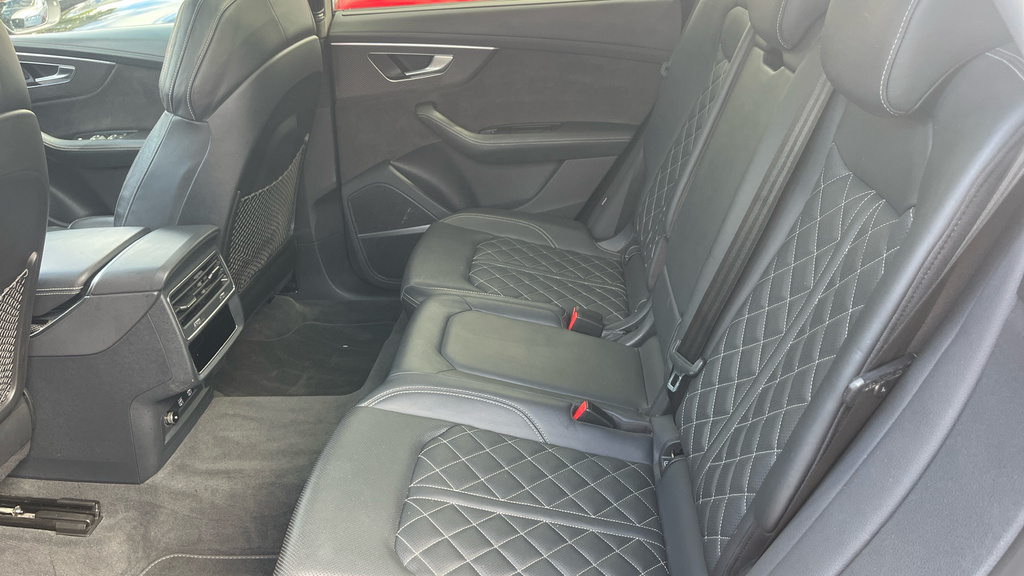 Audi SQ8 4L Vorsprung Black #14