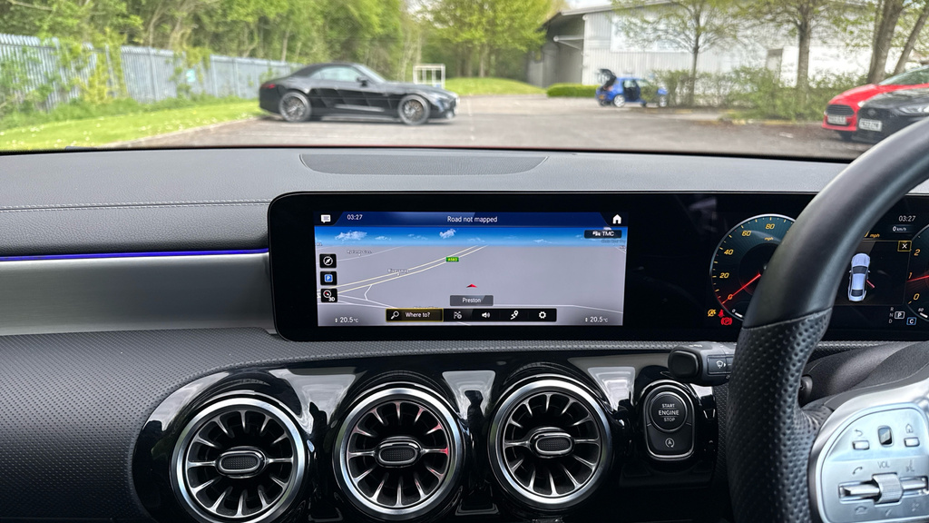Mercedes-Benz CLA Class Cla 180 Amg Line Executive A White #17
