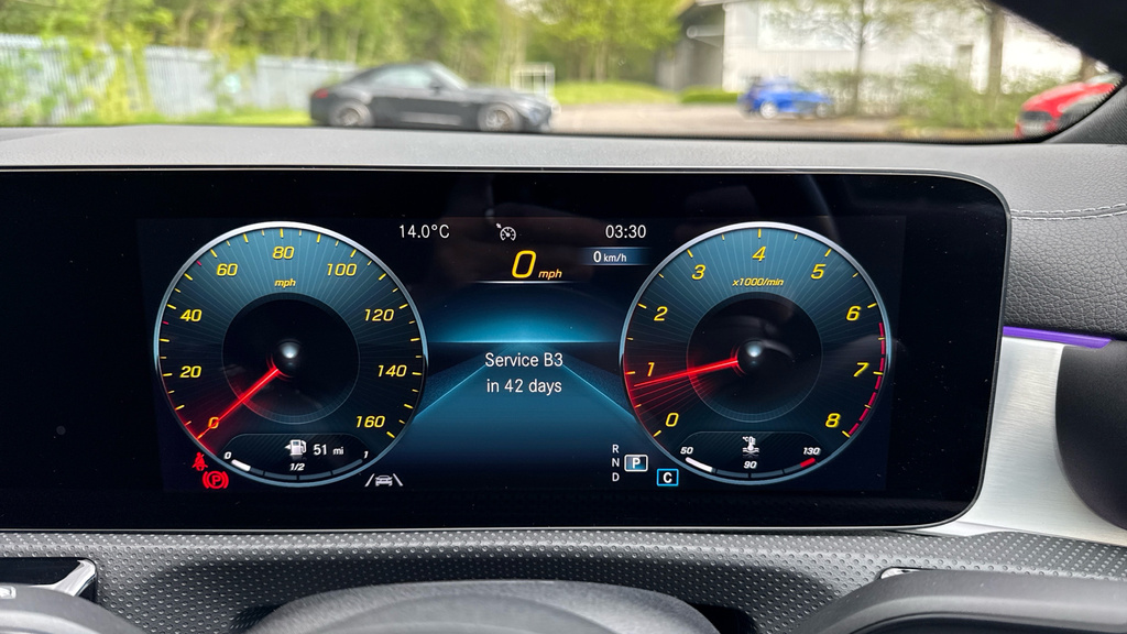 Mercedes-Benz CLA Class Cla 180 Amg Line Executive A White #33