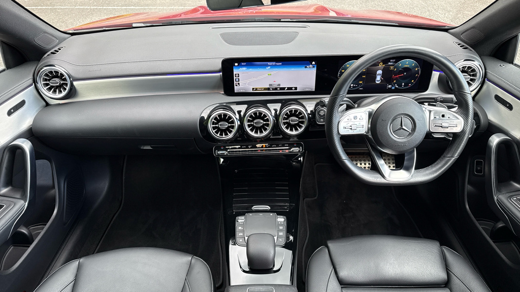 Mercedes-Benz CLA Class Cla 180 Amg Line Executive A White #12