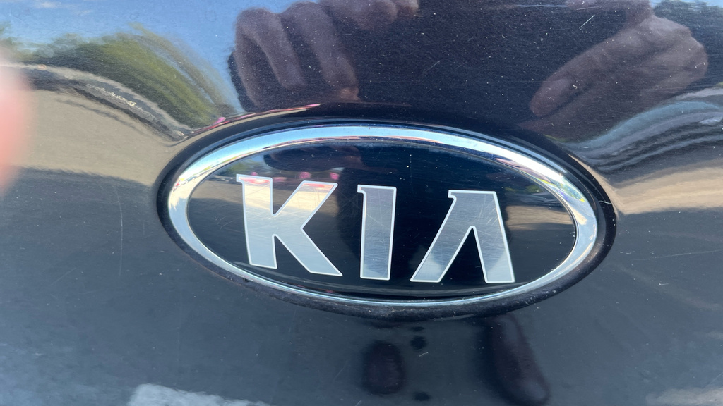 Kia Niro Kia Niro 4 Blue #21
