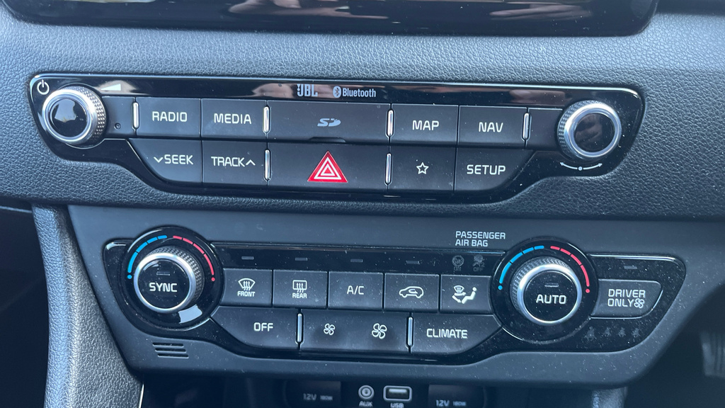 Kia Niro Kia Niro 4 Blue #30