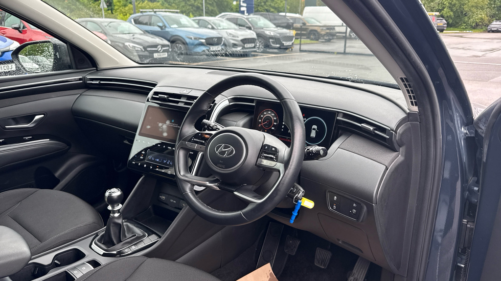 Hyundai Tucson Se Nav Red #12