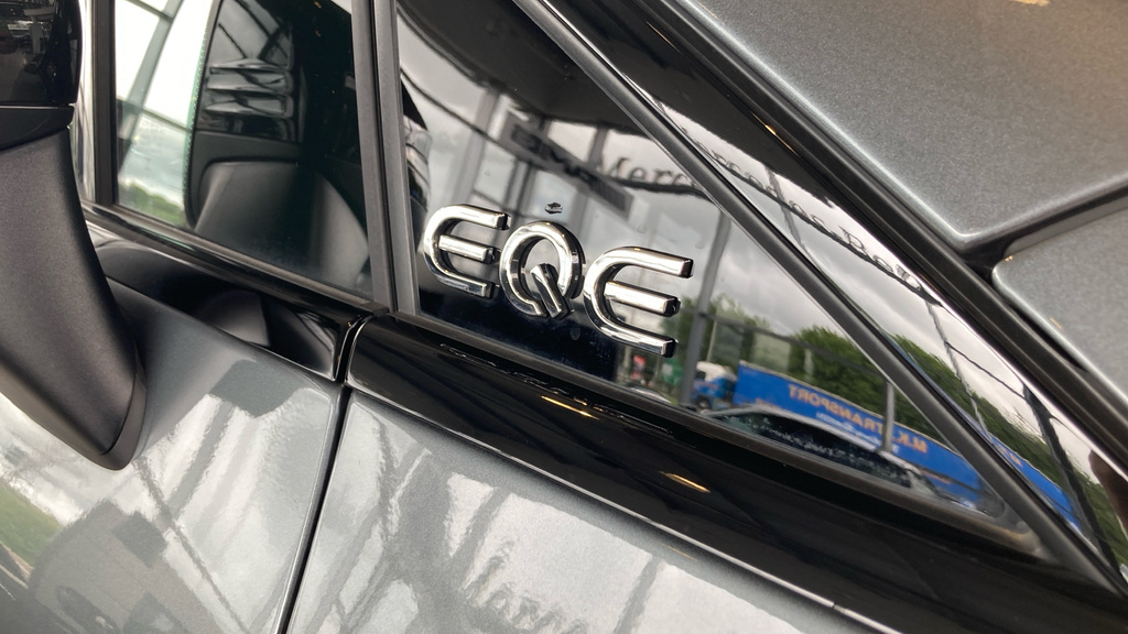 Mercedes-Benz EQE Amg Line Night Edition Black #35