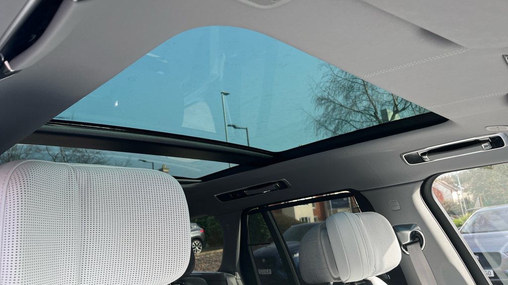 Land Rover Range Rover 3.0 D350 Hse Black #31