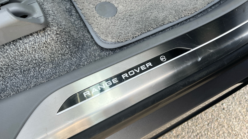 Land Rover Range Rover 3.0 D350 Hse Black #34