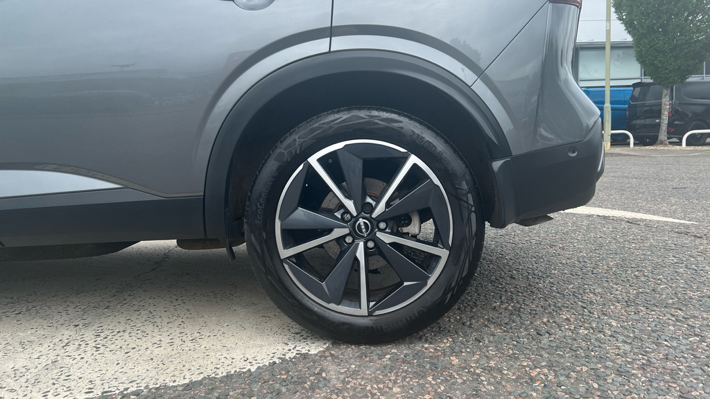 Nissan Qashqai N-connecta Grey #19