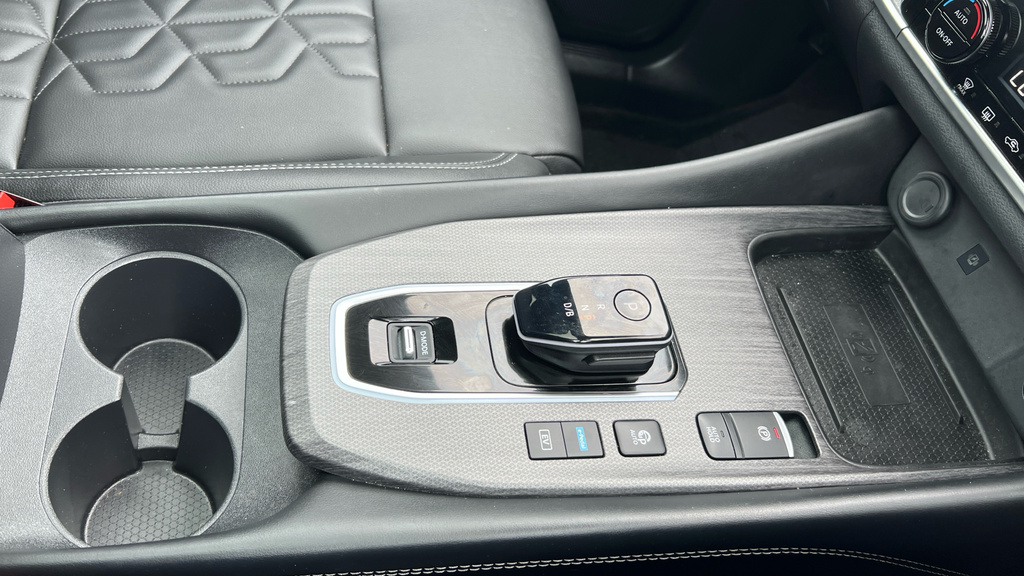 Nissan Qashqai E-power Tekna White #53
