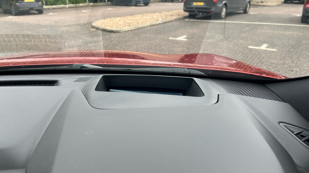 Nissan Qashqai E-power Tekna White #31