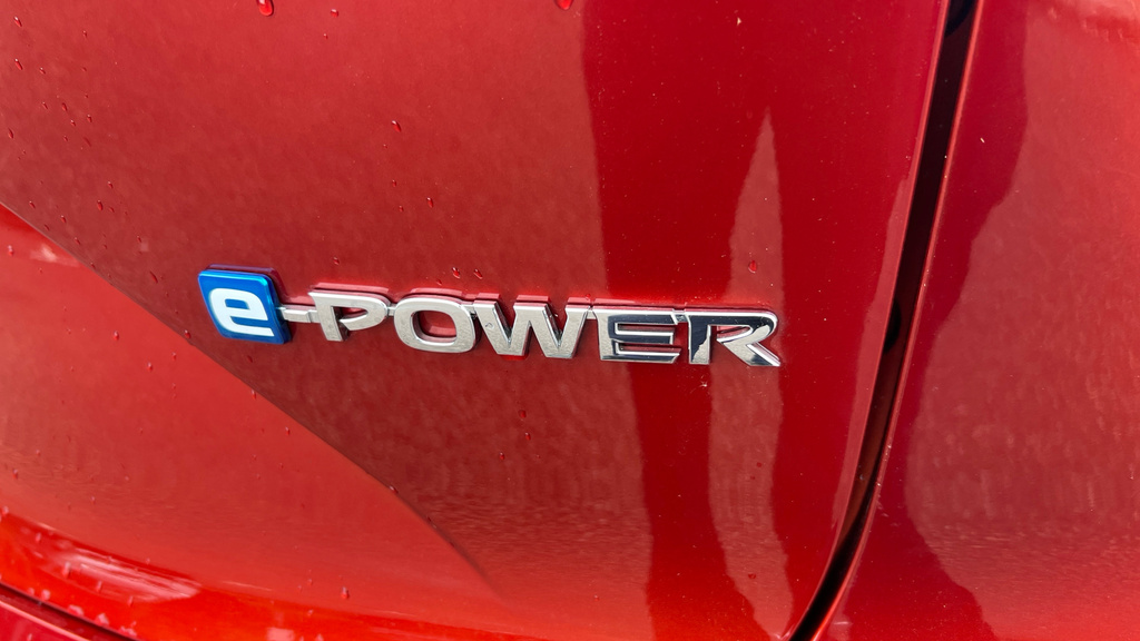 Nissan Qashqai E-power Tekna White #63